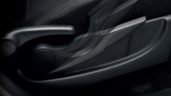 Aruz Driver Seat Height Adjuster | Perodua Aruz - 7 Seater SUV Malaysia